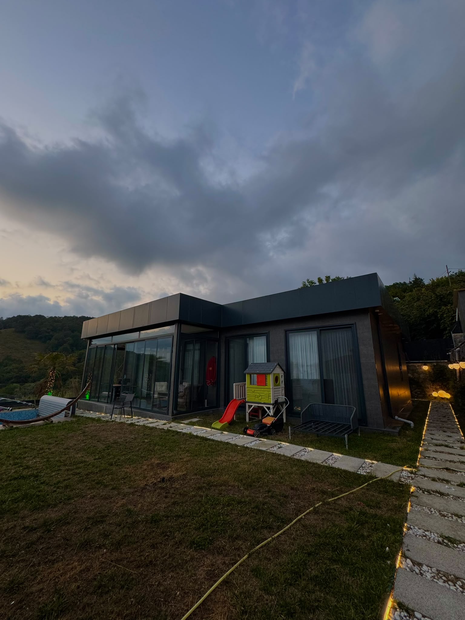 Berluvia Etkinlik Evi